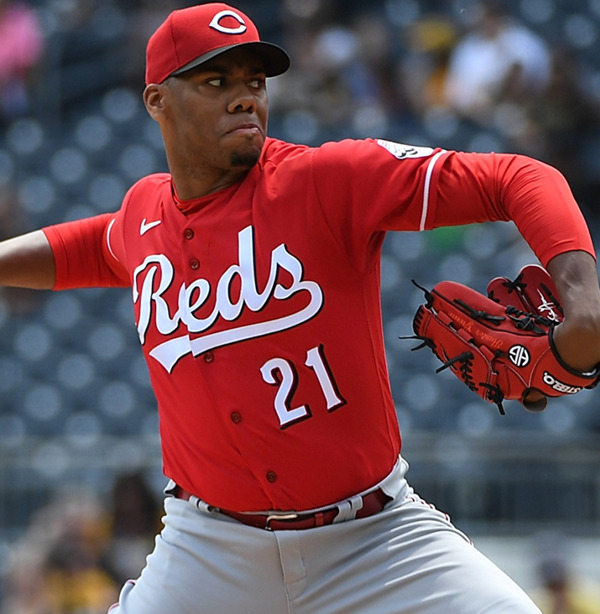  Men's Cincinnati Reds #21 Hunter Greene Scarlet Alternate Reds FlexBase Player Jersey 