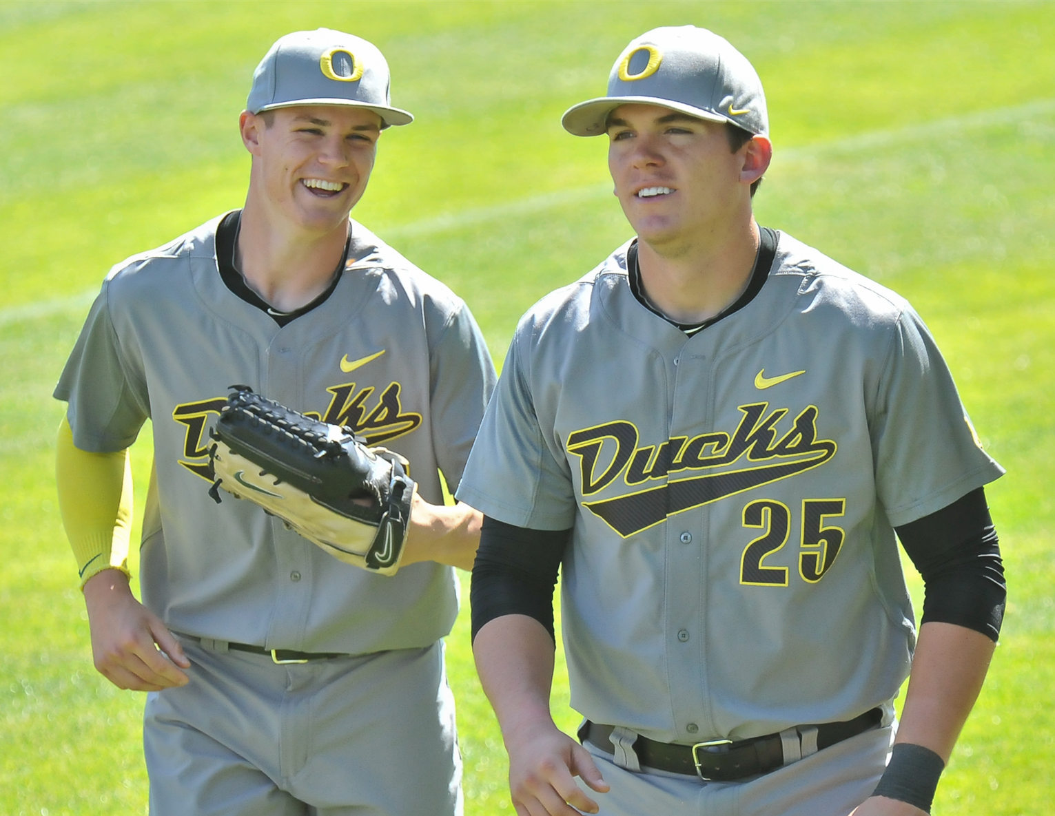  Mens Oregon Ducks Custom Joe Gordon Jimmie Sherfy Ray Smith  Zack Thornton David Peterson 2018 Grey Ducks Baseball Jersey 