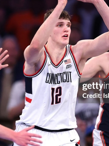  Uconn Huskies #12 Eric Reibe 2025 White College Basketball Game Jersey 