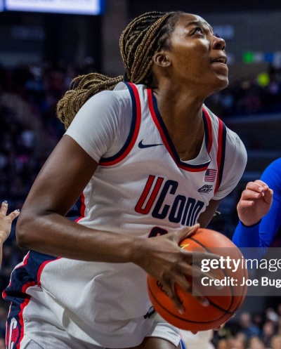 Unisex UConn Huskies #22 Serah Williams Nike White Throwback Women's Basketball NCAA TOURNAMENT Jersey 
