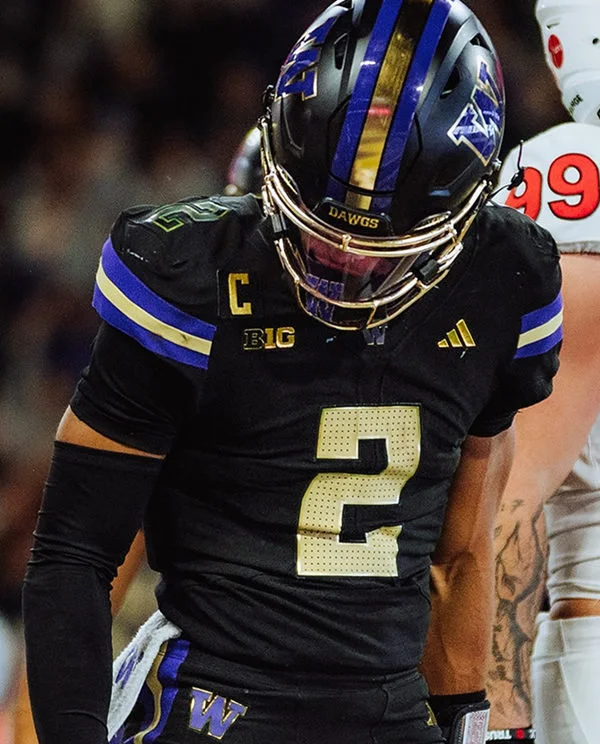  Washington Huskies #2 Demond Williams Jr. 2025 Black Alternate Premier Strategy Football Jersey 