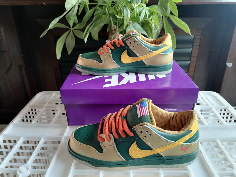 Nike SB Dunk Low Women Shoes 542