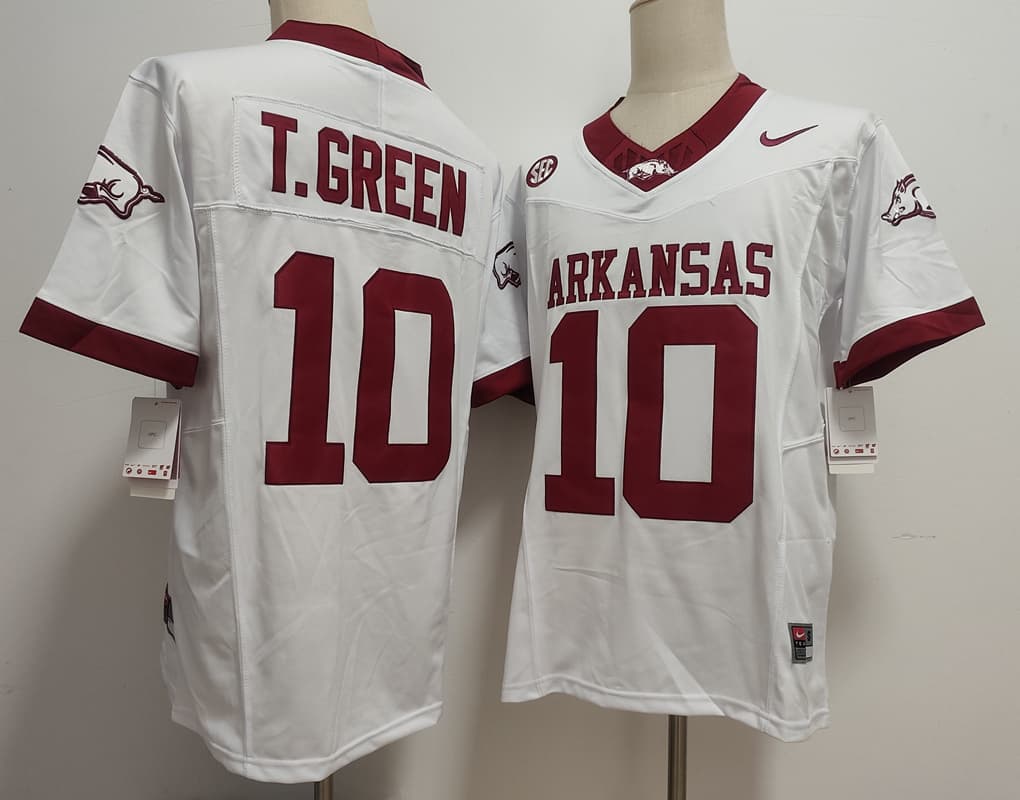 Arkansas Razorbacks #10 Taylen Green