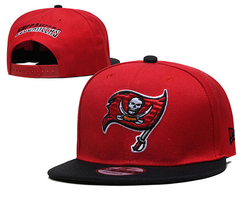 Buccaneers Red Snapback Hat --TX