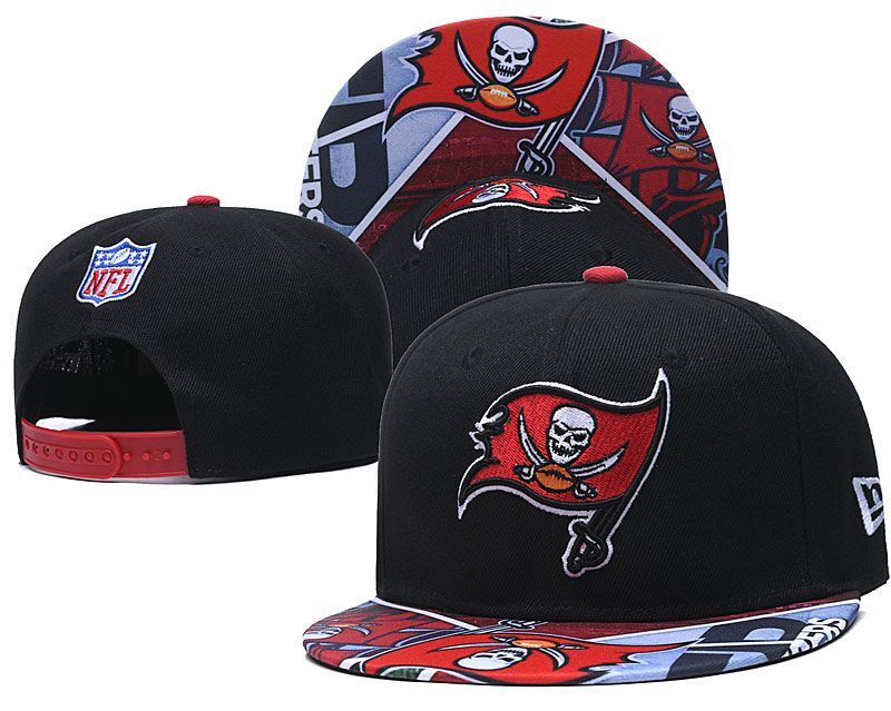 Buccaneers Team Logo Black Adjustable Hat LH