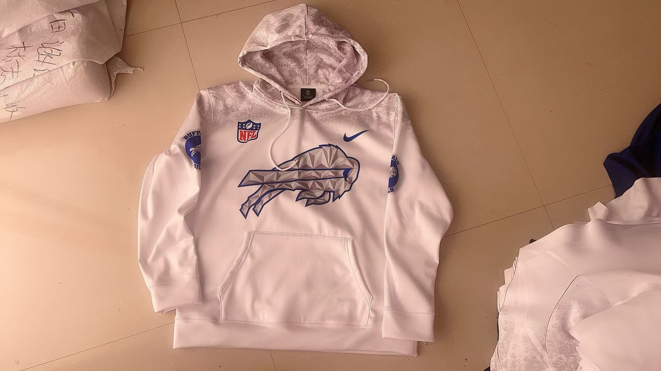 Buffalo Bills   2025  Limited Football Stitched  hoodie Jersey