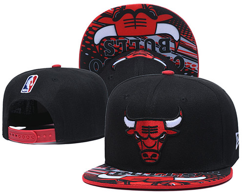 Bulls Team Logo Black Adjustable Hat LH