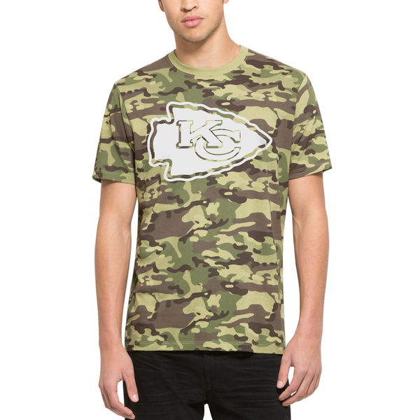 Kansas City Chiefs Fresh Team Logo Camo Men's Short Sleeve T-Shirt