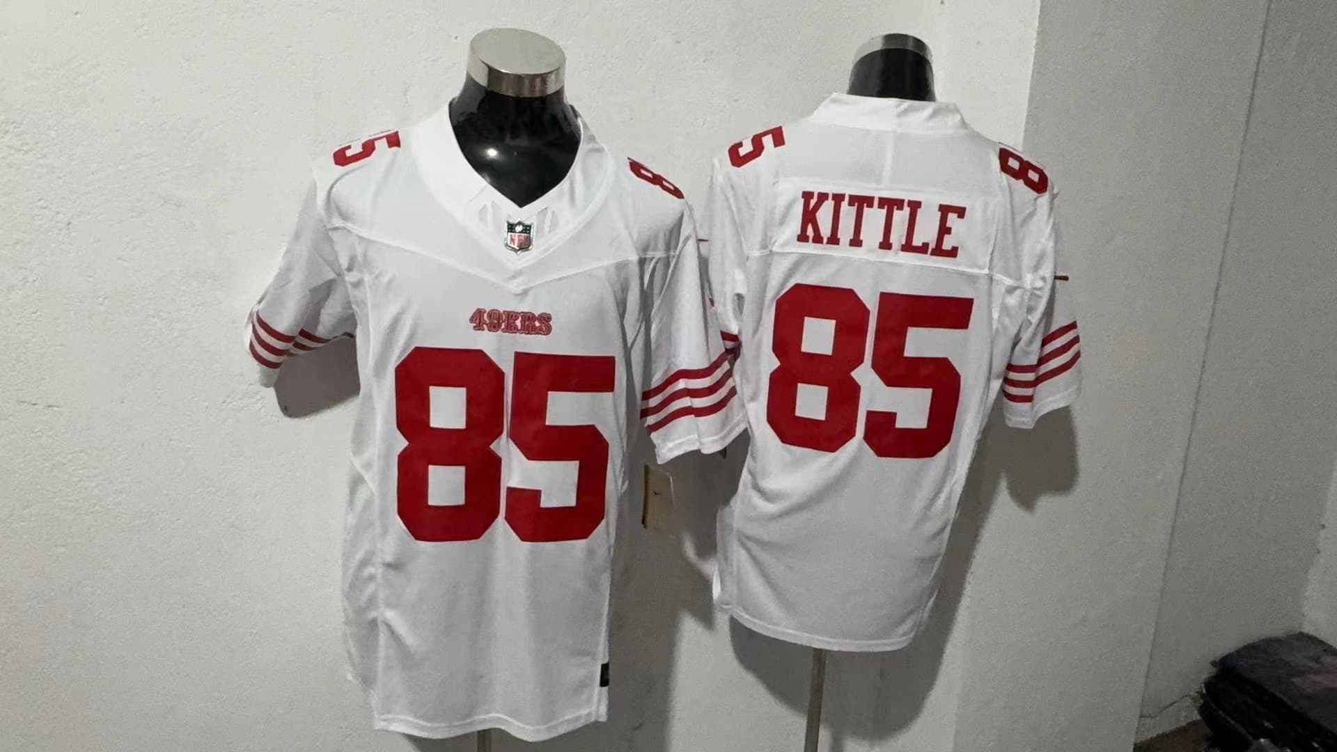 Men's   San Francisco 49ers 2025  Vapor Limited Jersey - All Stitched George Kittle 85
