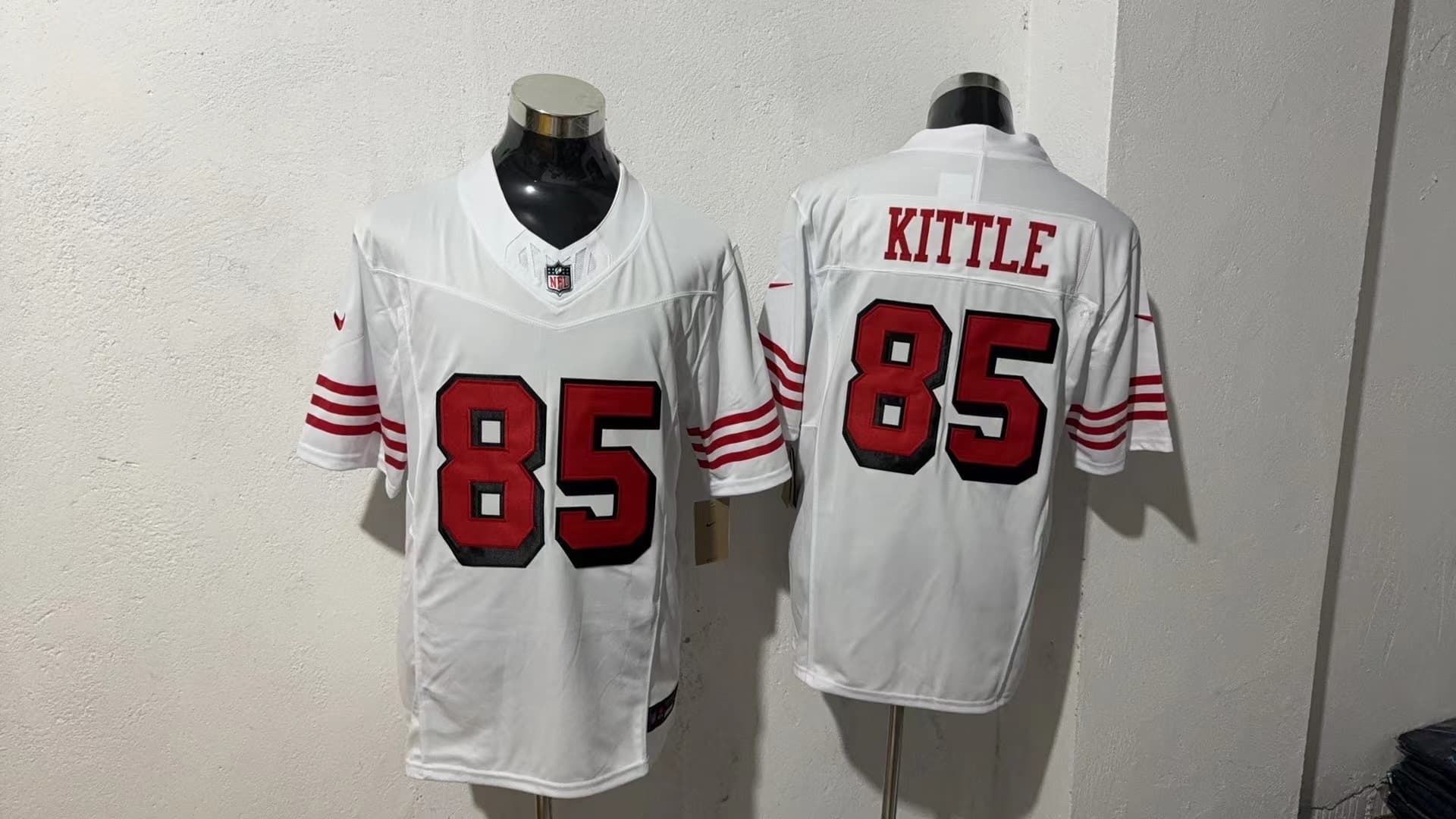 Men's  San Francisco 49ers 2025  Vapor Limited Jersey - All Stitched George Kittle 85