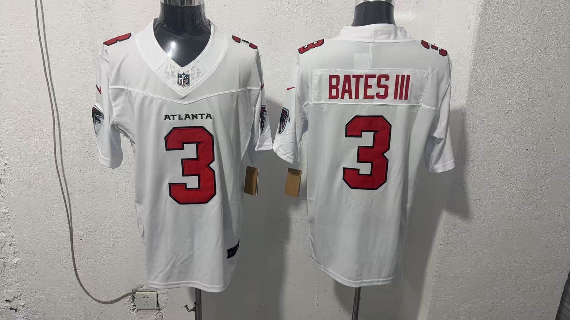 Men's Atlanta Falcons 2026 Vapor Limited Jersey - All Stitched  3 BATES III