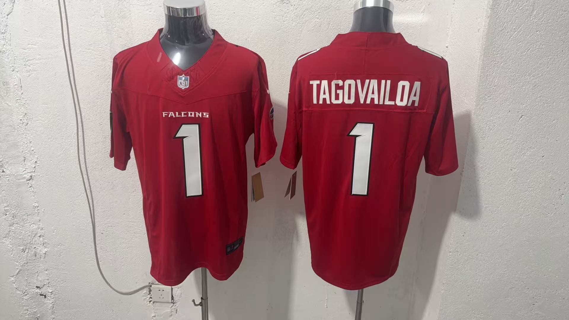 Men's Atlanta Falcons 2026 Vapor Limited Jersey - All Stitched  Tua Tagovailoa1