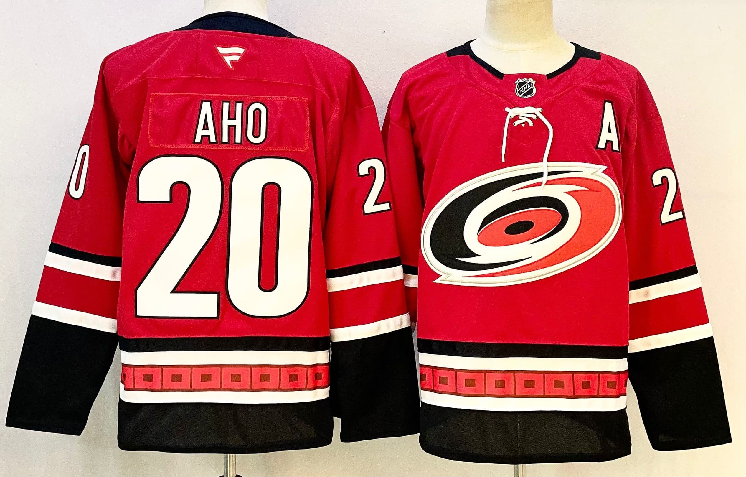Men's Carolina Hurricanes #20 Sebastian Aho   2025 Away Stitched Hockey Jersey