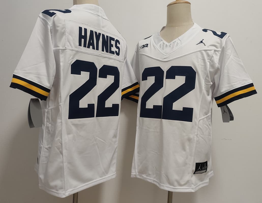 Michigan Wolverines  #22 Justice Haynes