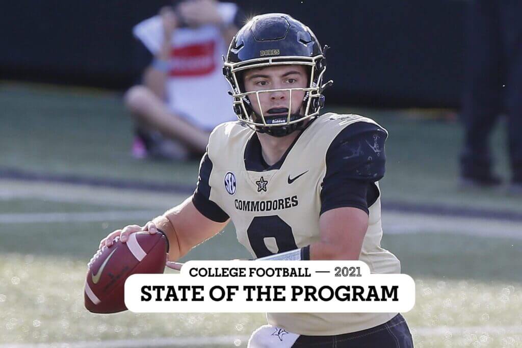 Mne's Vanderbilt Commodores #8 Ken Seals Nike 2020 Gold Untouchable College Game Football 