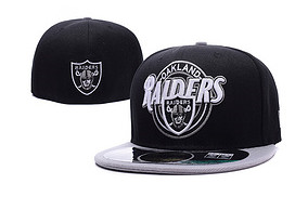 NFL Raiders fitted hat Black