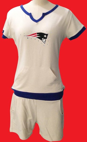NIKE NFL New England Patriots women's sport suit white