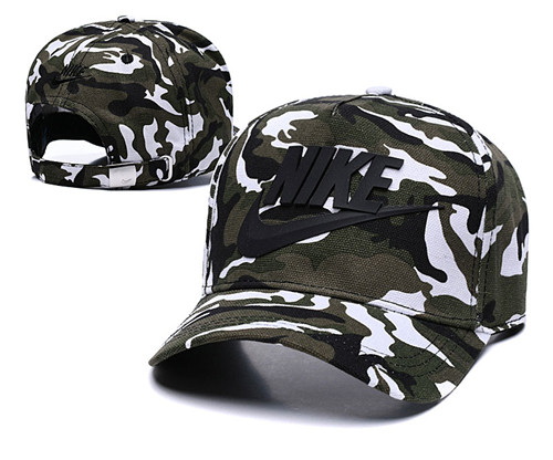 Nike Classic Camo Peaked Adjustable Hat TX