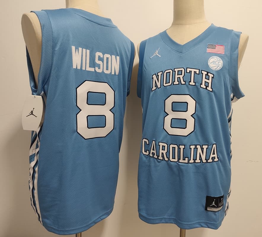 North Carolina Tar Heels #8 Caleb Wilson