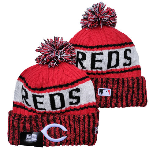 Reds Team Logo Pom Knit Hat YD