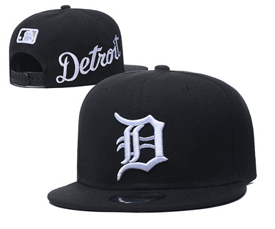 Tigers Team Logo Black Adjustable Hat GS
