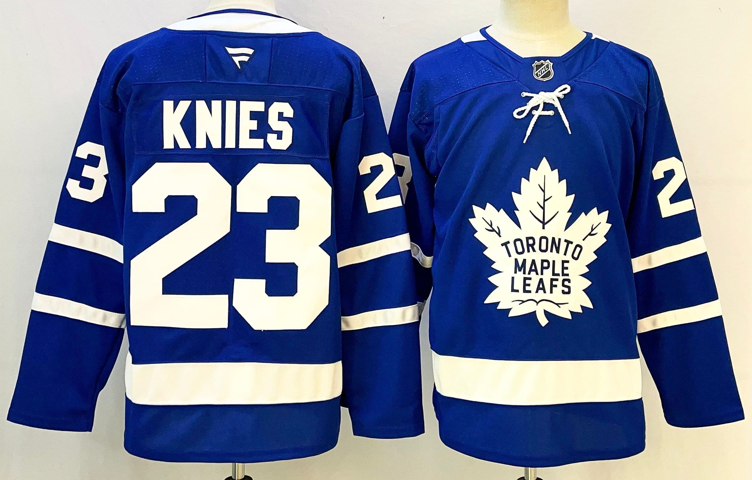 Toronto Maple Leafs   KNIES 23 Jersey