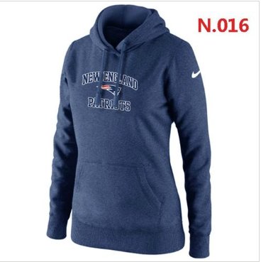 Women's New York Giants Heart & Soul Pullover Hoodie Dark Blue