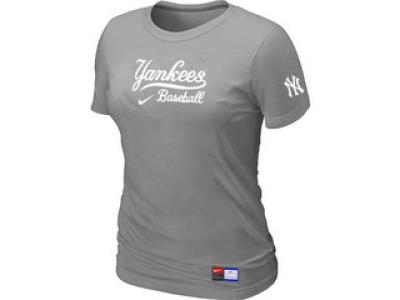 Women New York Yankees NEW L.Grey Short Sleeve Practice T-Shirt
