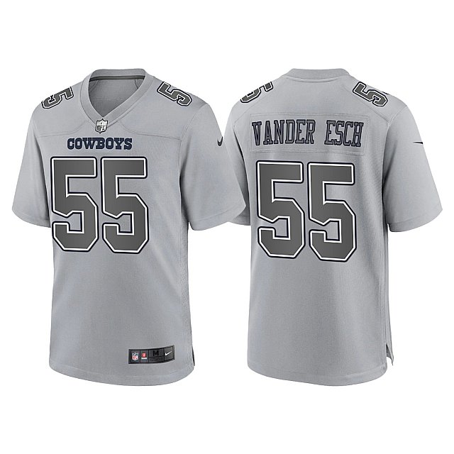 atmosphere-game-leighton-vander-esch-gray-jersey-middle