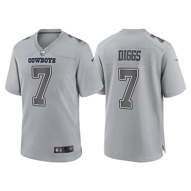 atmosphere-game-trevon-diggs-gray-jersey-middle