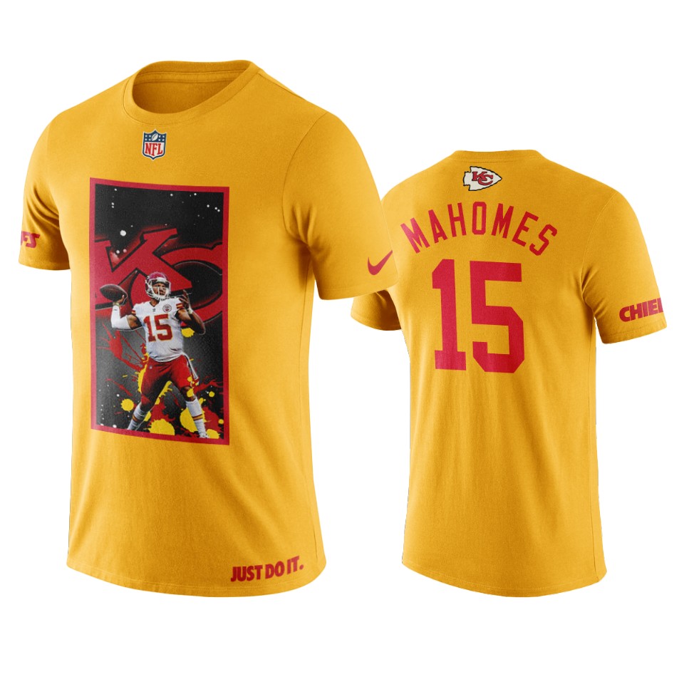chiefs patrick mahomes gold art print legend t shirt