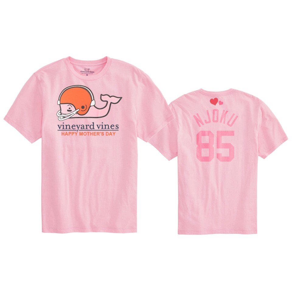 david njoku browns pink mother's day t shirt