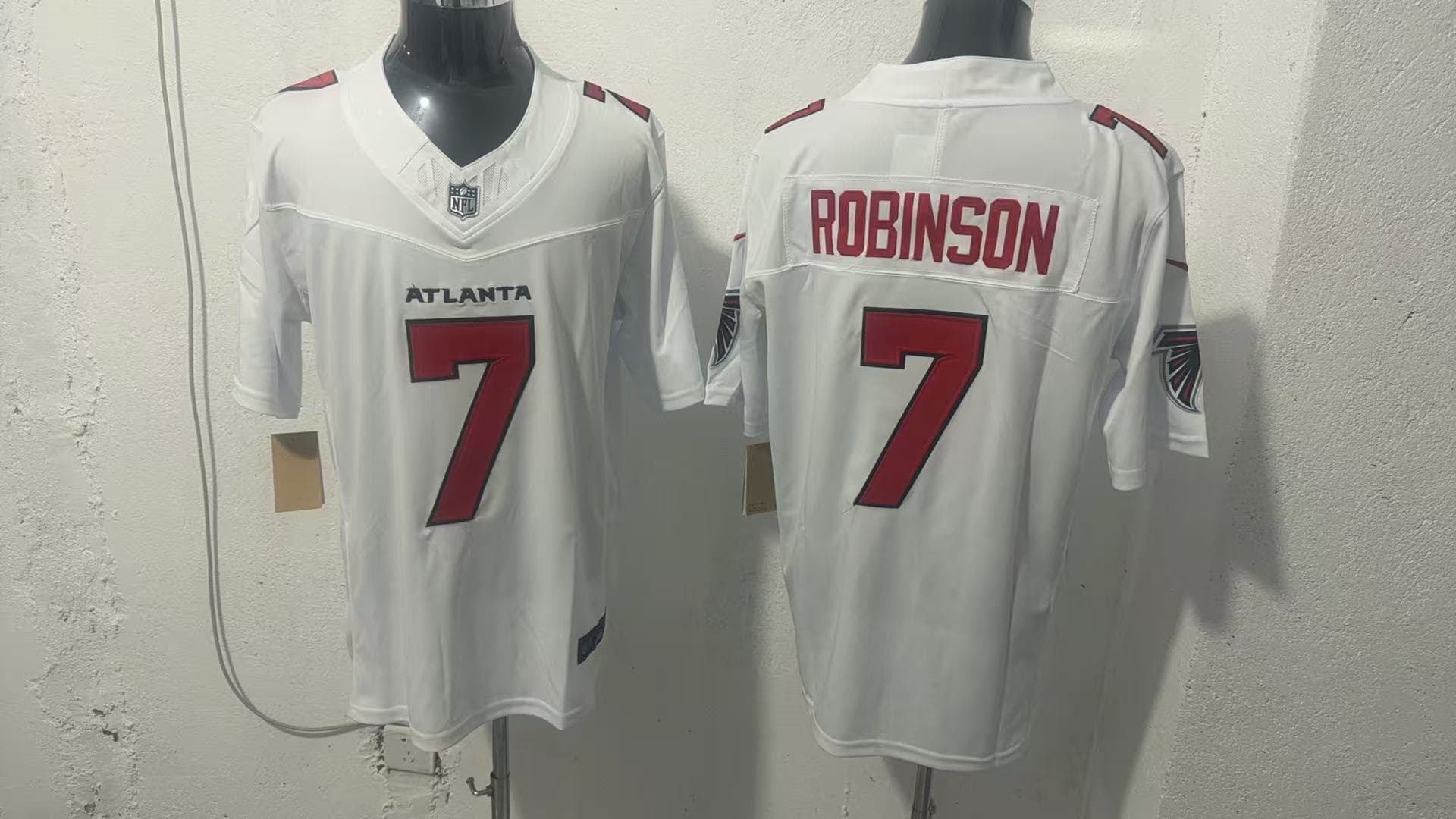 men's Atlanta Falcons 2026 Vapor Limited Jersey   - All Stitched Bijan Robinson