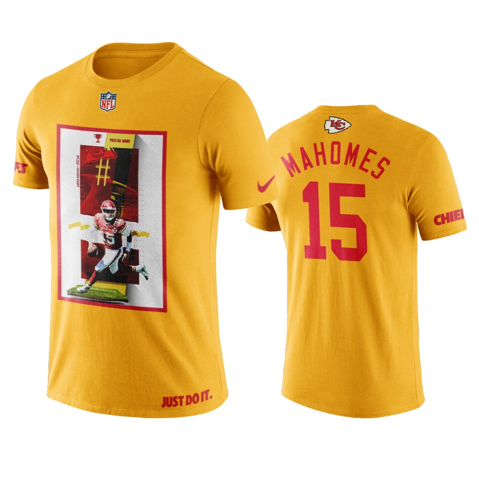 patrick mahomes gold art print graphic t shirt